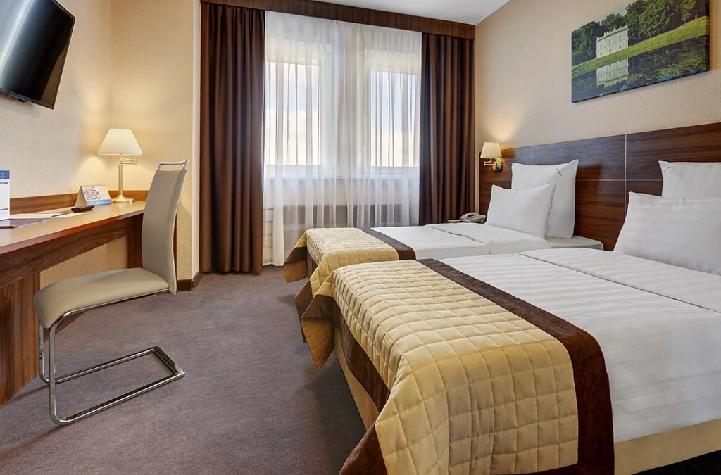 Парк Тауэр — Двухместный номер с 2 отдельными кроватями стандарт