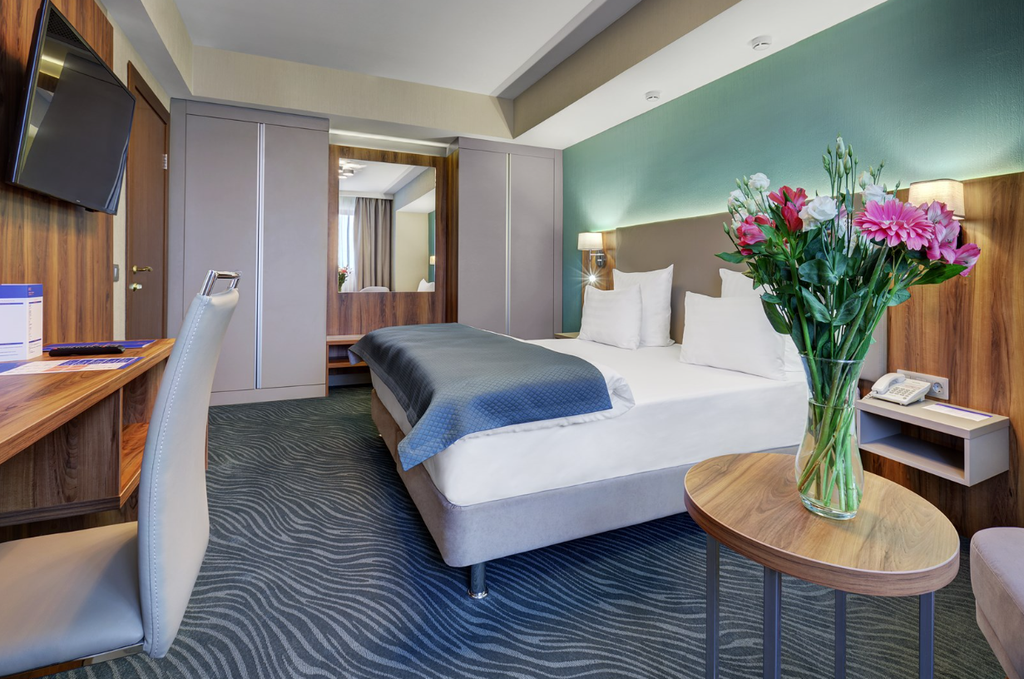 Парк Тауэр — Двухместный номер с 1 кроватью двухкомнатный люкс