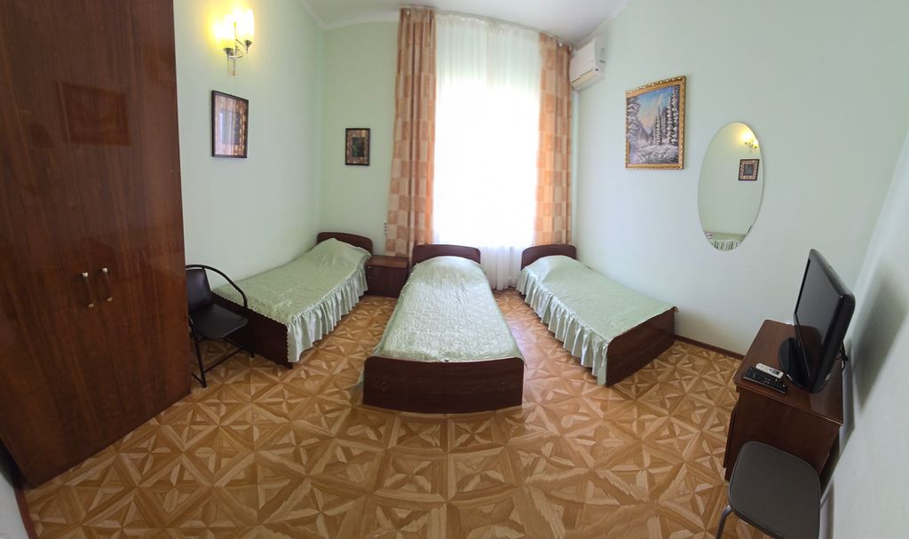 Бавария — Трёхместный номер эконом