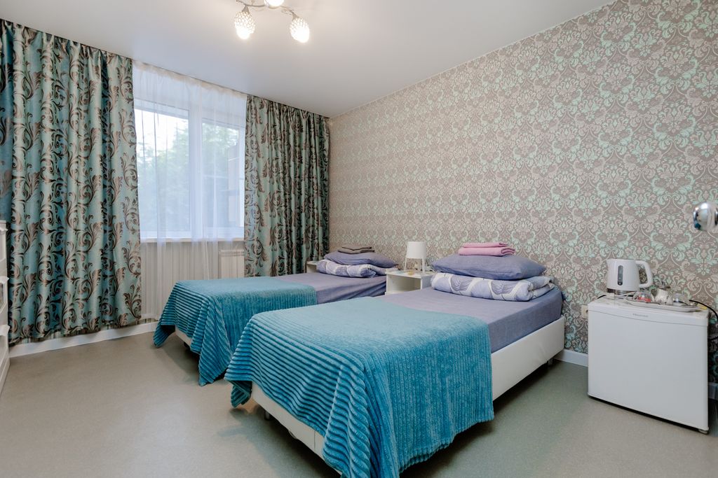 Какаду — Двухместный номер с 2 отдельными кроватями со своим санузлом первая категория