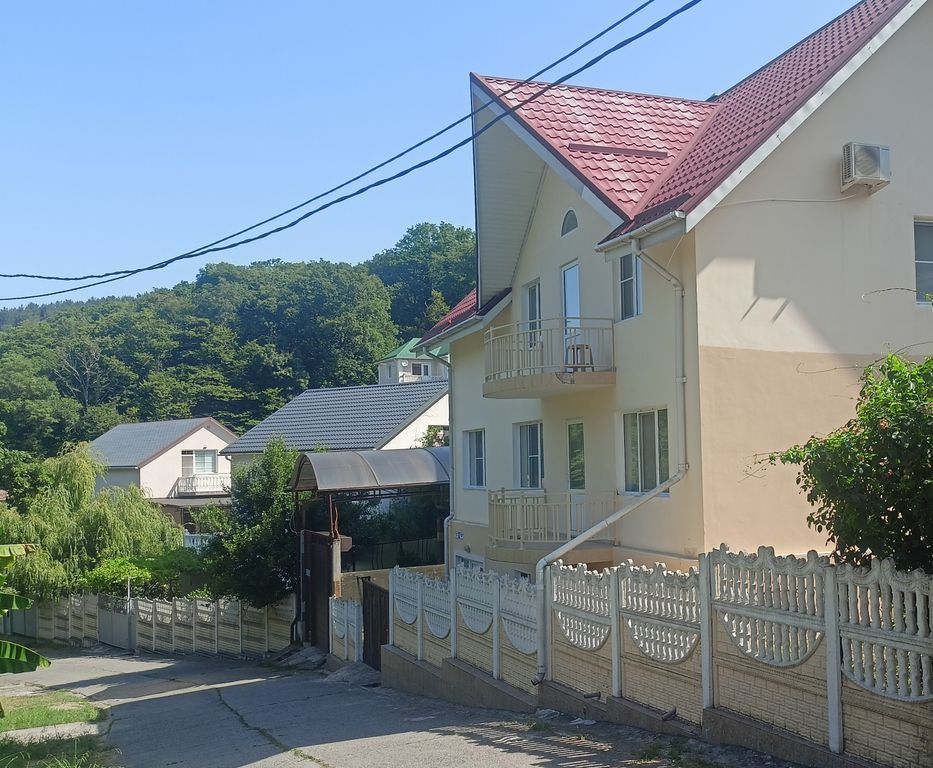 Дом на море 77 — Семейный номер на III этаже