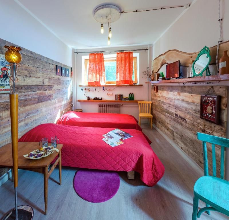 Арт-хаус — Двухместный номер с 2 отдельными кроватями стандарт