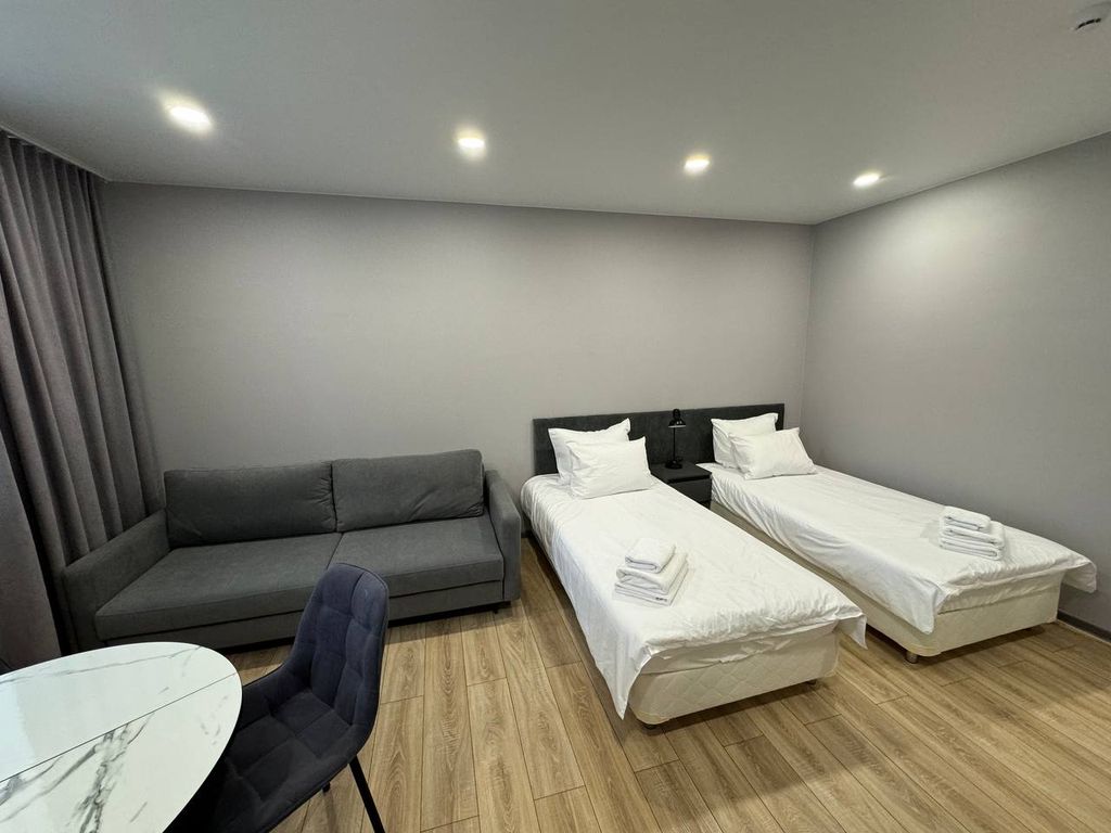 Карл Фукс — Апартаменты студия