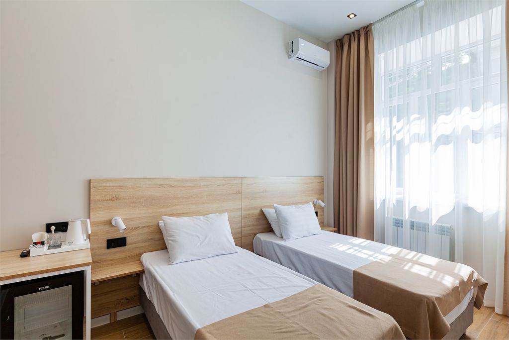 Фешин — Двухместный номер с 2 отдельными кроватями улучшенный