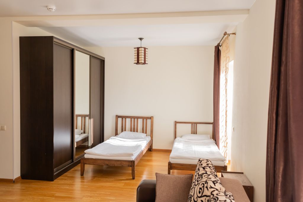 Винтаж — Четырёхместный номер стандарт с кухней и балконом