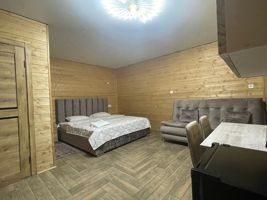 Экосфера — Четырёхместный номер люкс