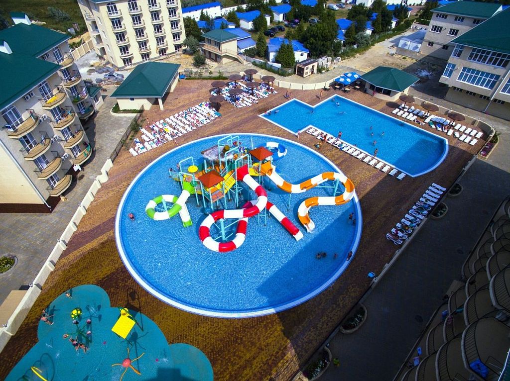 Леонардо — Двухместный номер с 2 отдельными кроватями стандарт