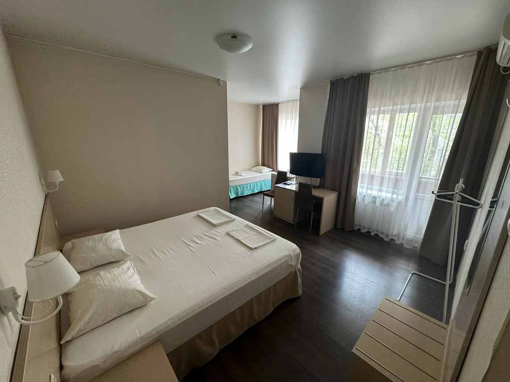 Островок — Трёхместный номер стандарт