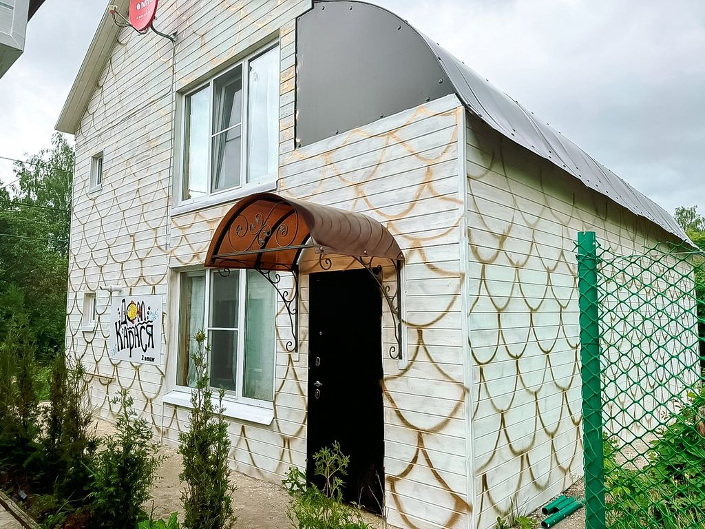 Хуторок Озерный — Дом золотой карась