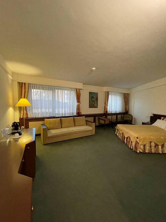 Президент — Семейный номер люкс с видом на город