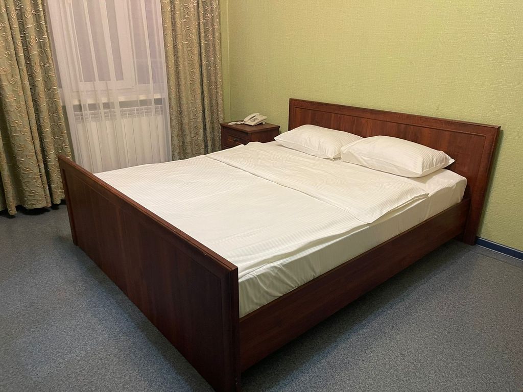 Евразия — Двухместный номер с 1 кроватью полулюкс