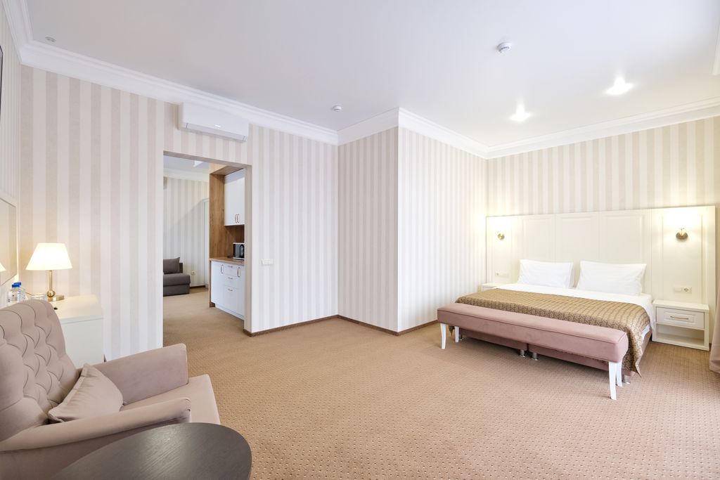 Адриатик — Семейный номер двухкомнатный с балконом