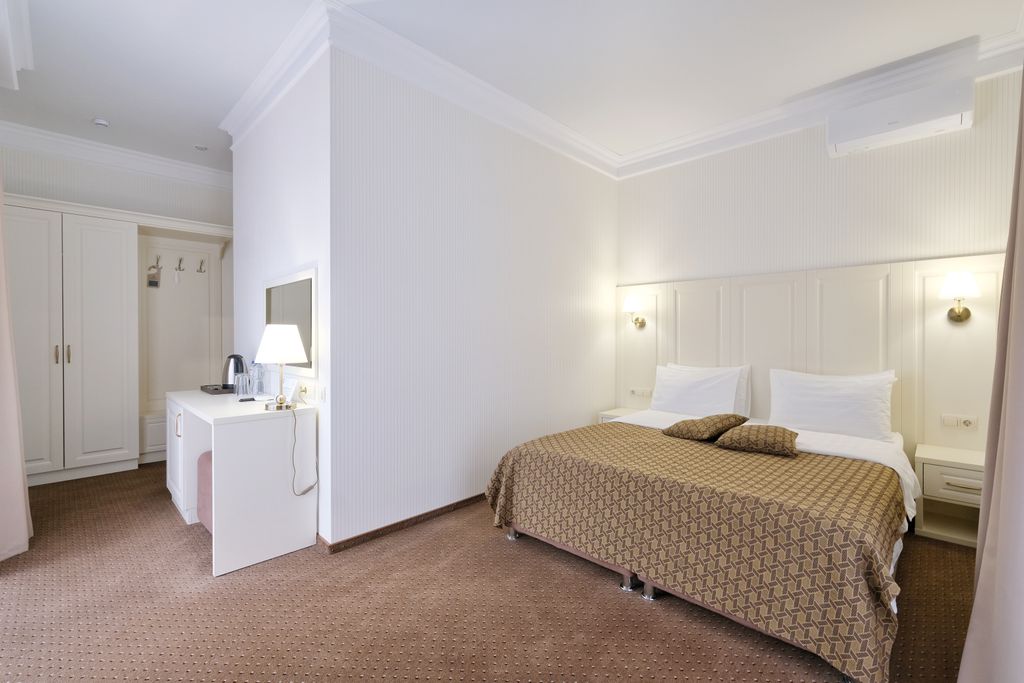 Адриатик — Двухместный номер с 2 отдельными кроватями Номер первой категории с балконом