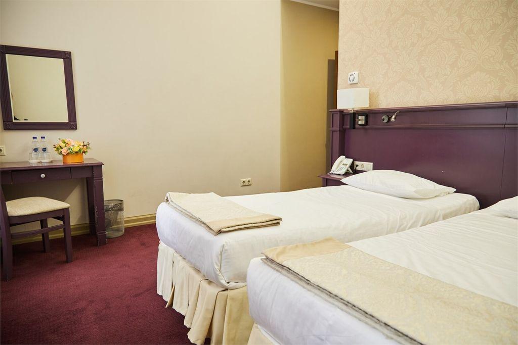The Bridge Hotel — Двухместный номер с 2 отдельными кроватями Economy Frame