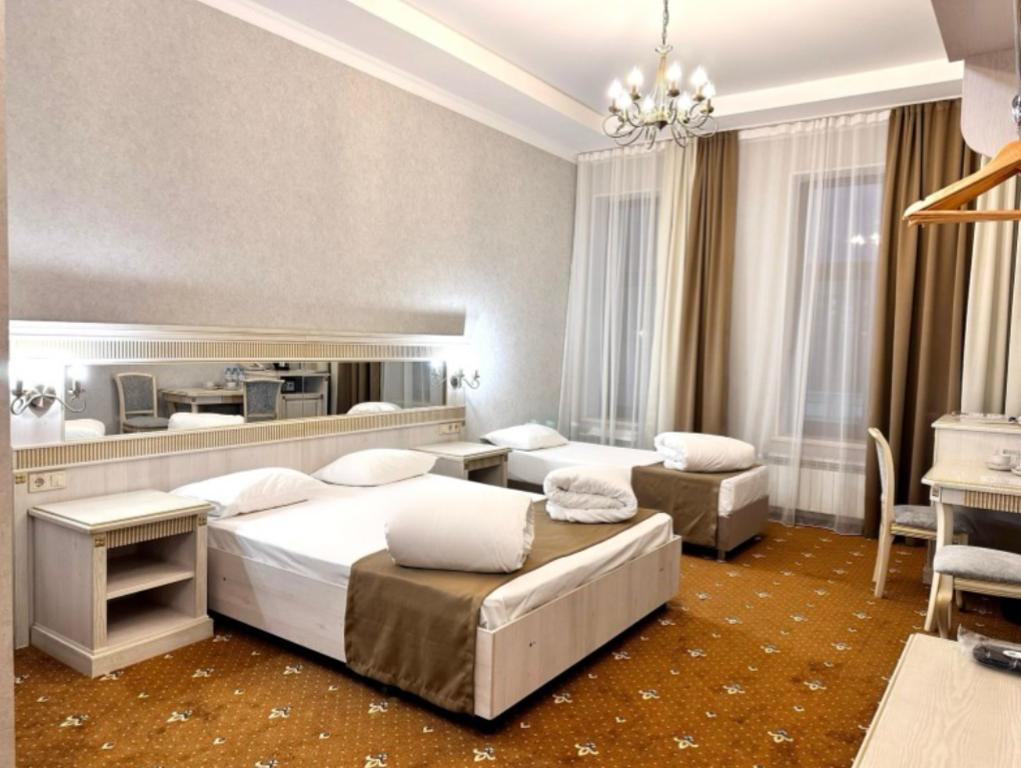 Троя — Трёхместный номер Стандарт