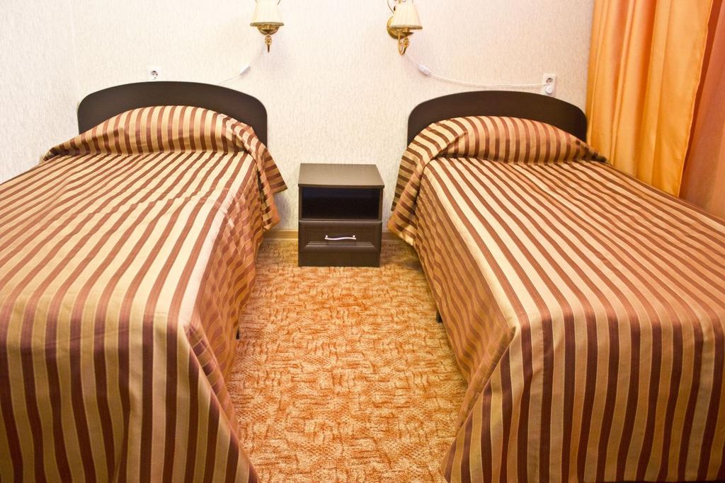 Классик — Двухместный номер с 2 отдельными кроватями стандарт