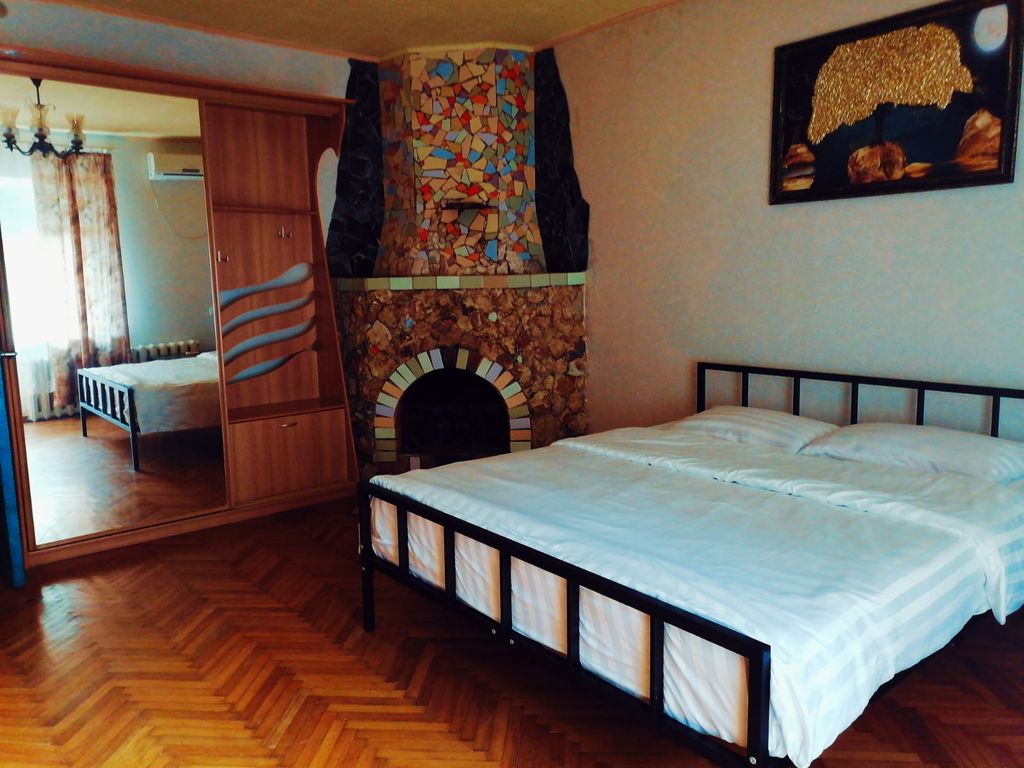 Весна 6 — Семейный номер стандарт с видом на горы