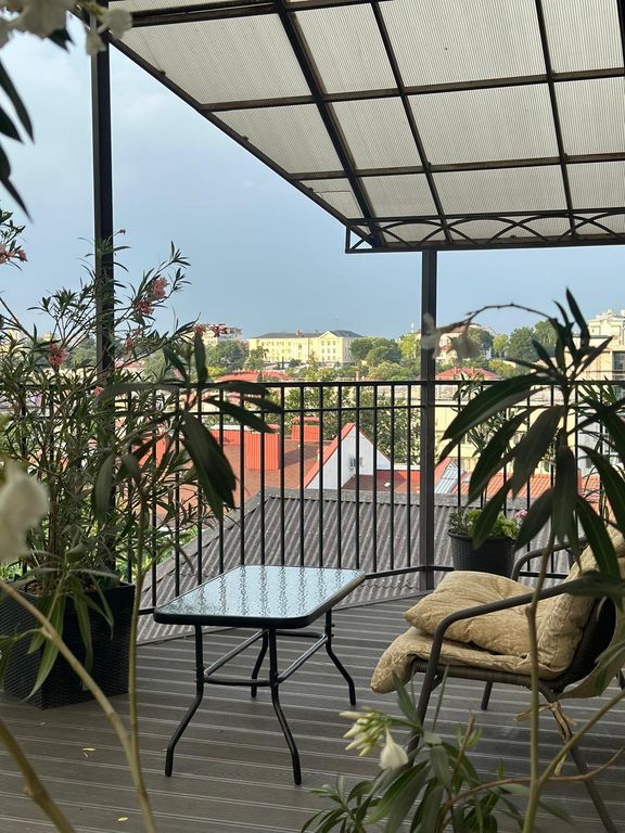 Джера — Четырёхместный номер люкс с видом на море