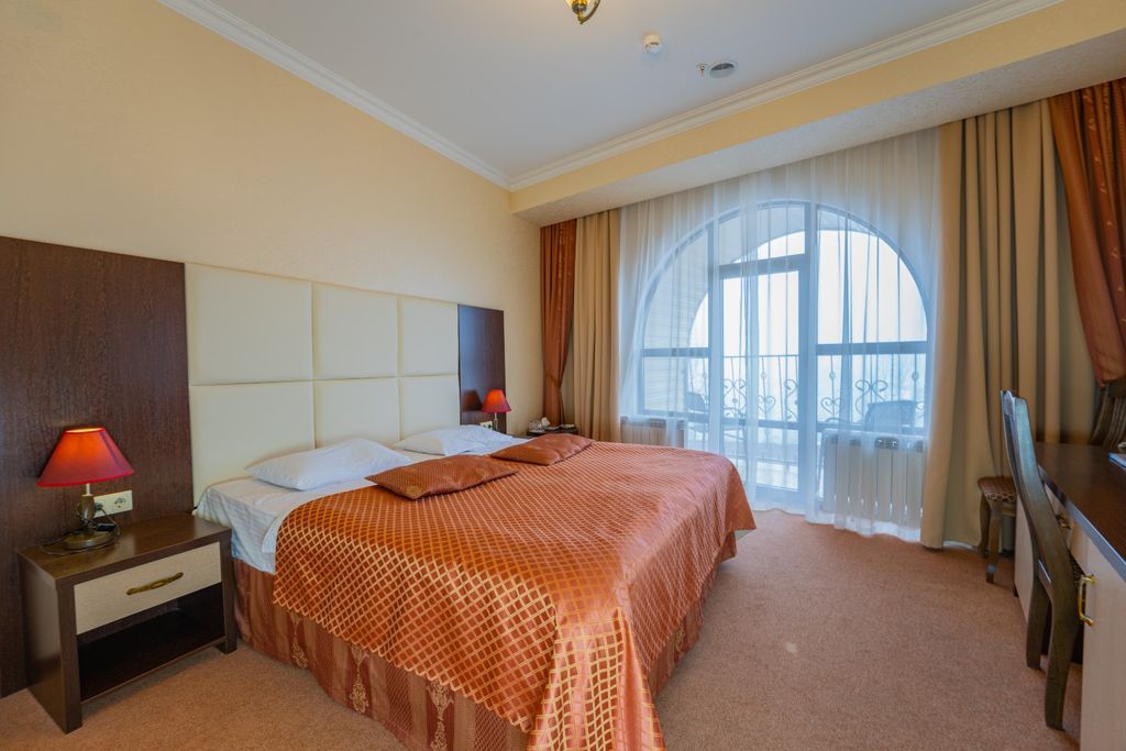 Панорама — Двухместный номер с 1 кроватью комфорт 6 этаж