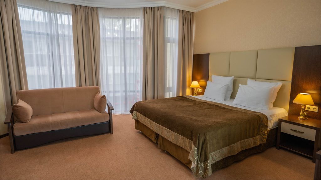 Панорама — Двухместный номер с 1 кроватью джуниор сьюит