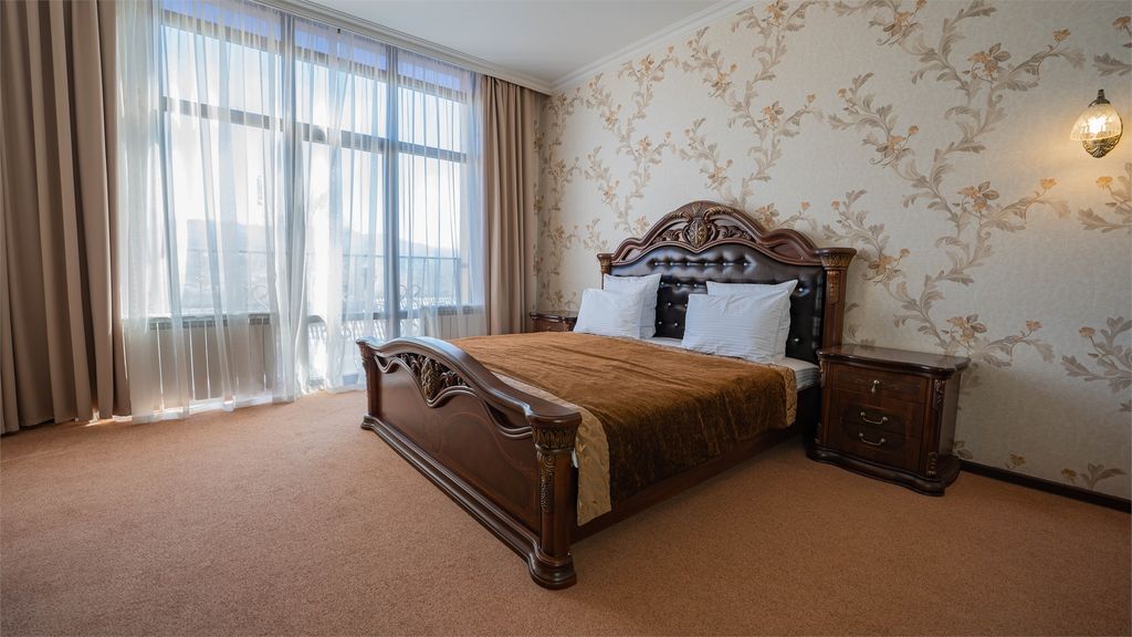 Панорама — Двухместный номер с 1 кроватью люкс