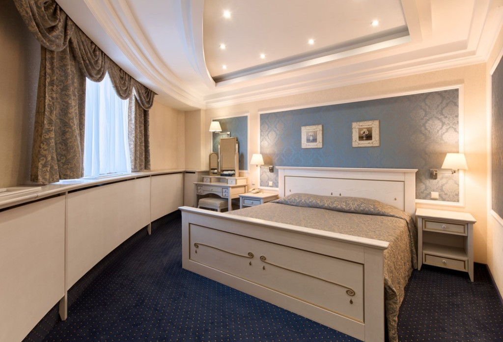 Ambassador — Двухместный номер с 1 кроватью полулюкс