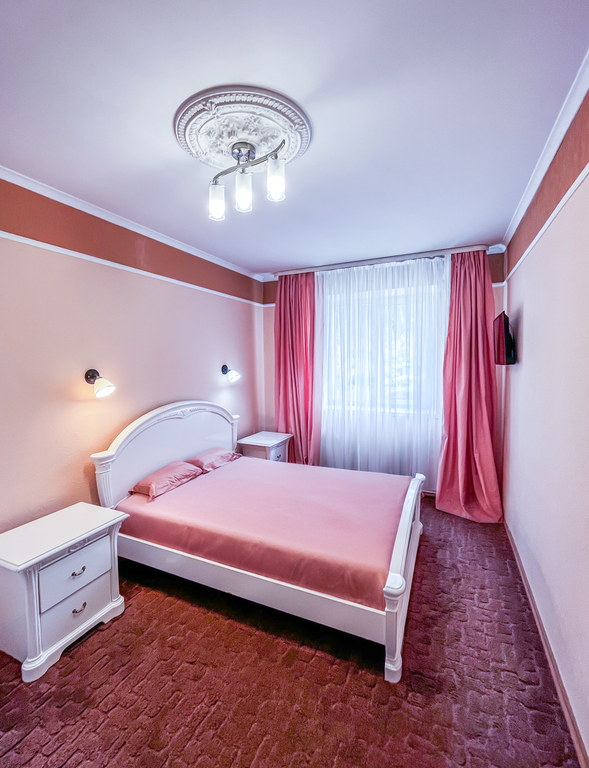 ЛОК Долина Алтая — Четырёхместный номер люкс спорткорпус