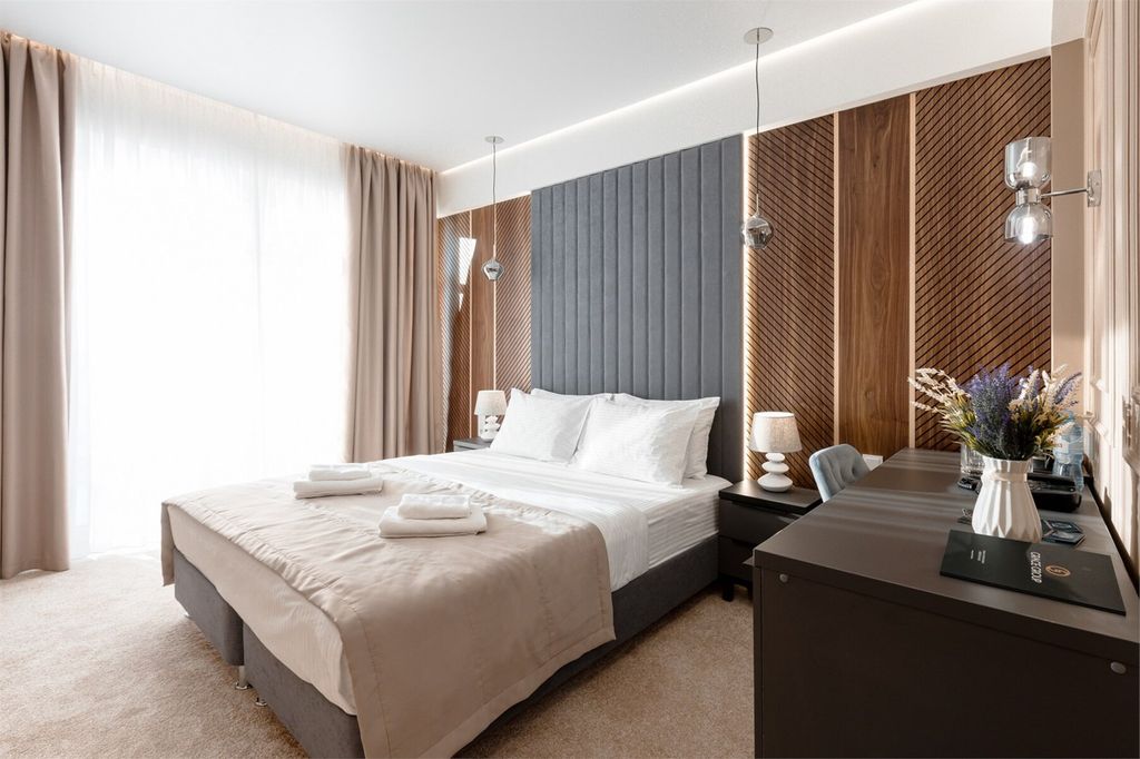 Грейс Лазурь — Стандарт с балконом и дополнительным местом