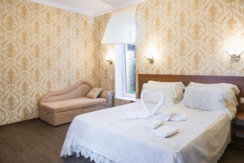 Тихий — Трёхместный номер улучшенный