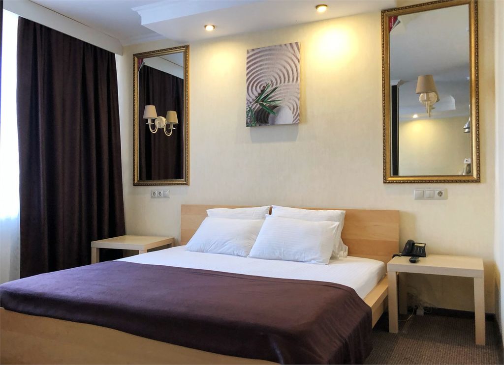 Элиста — Двухместный номер с 1 кроватью люкс