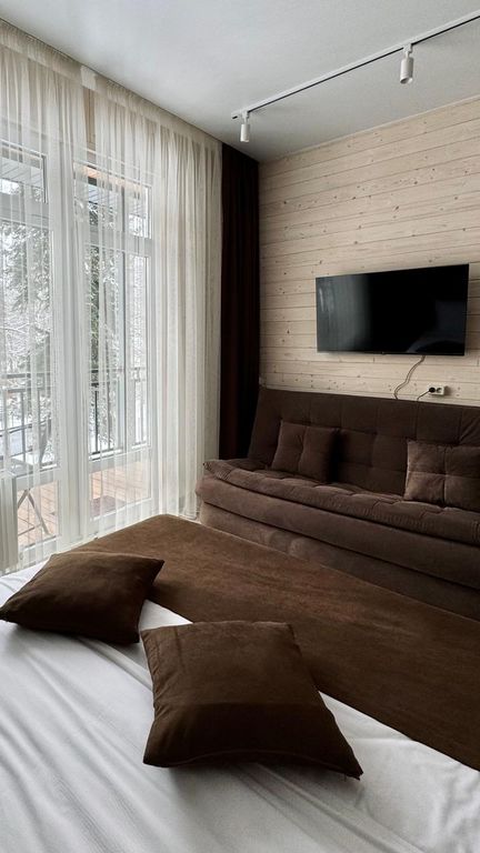 Снега — Трёхместный номер улучшенный