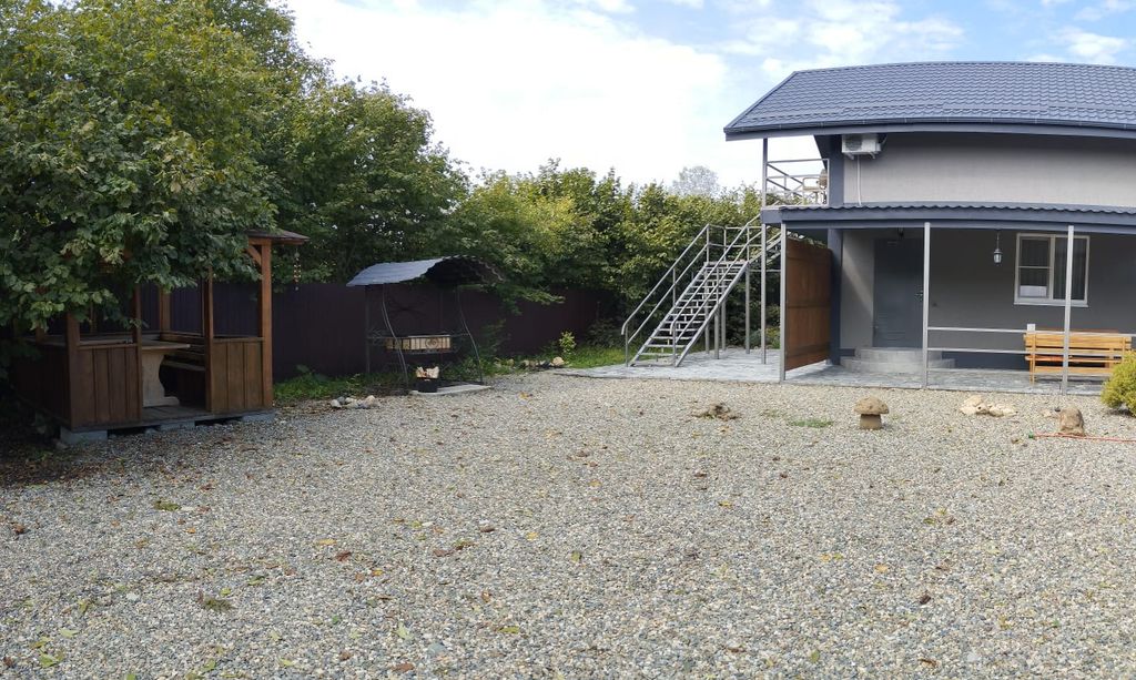 На Восточной — Четырёхместный номер стандарт с видом на горы