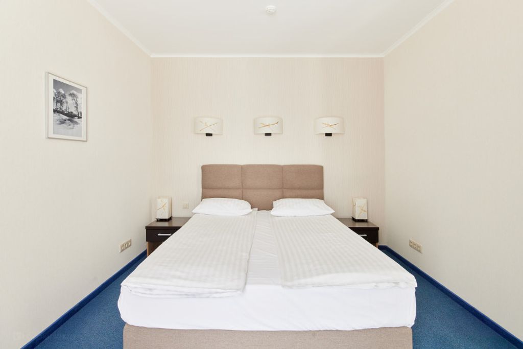 Кристалл — Семейный номер 1 категории