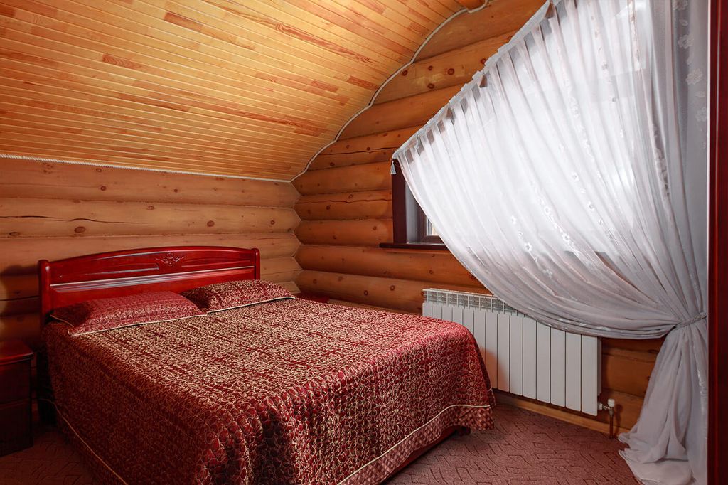 Гелион — Четырёхместный номер № 3, 4 Люкс второй этаж (Кедровый дом)