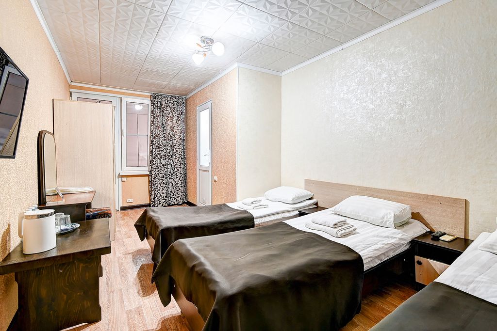 Азалия-Мимоза — Трёхместный номер эконом