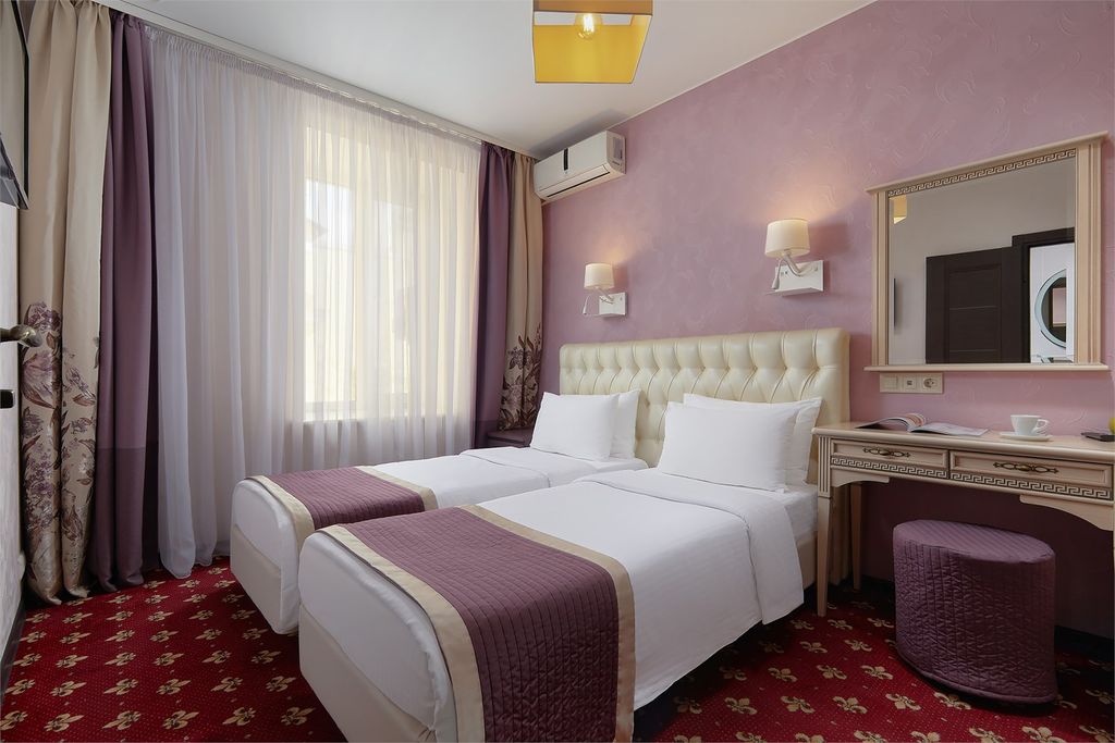 Тучков — Двухместный номер с 2 отдельными кроватями или одной двуспальной Комфорт