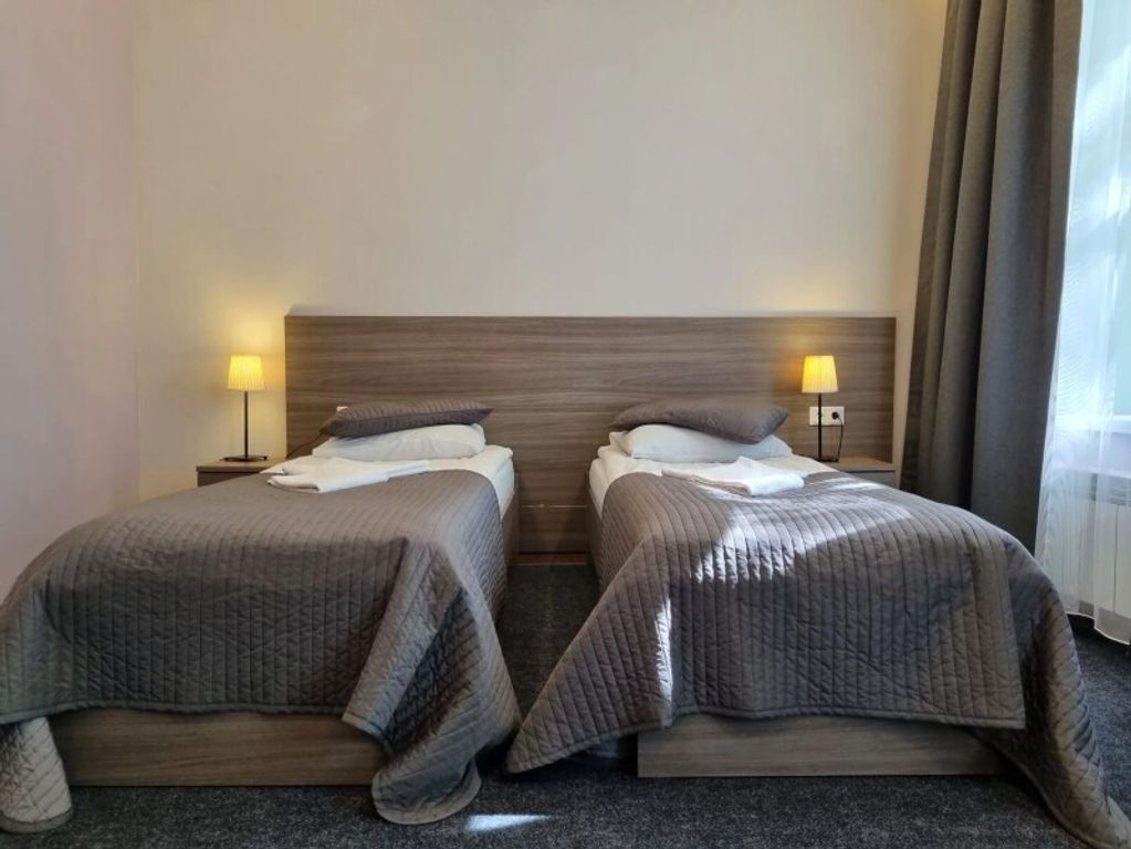 338 — Двухместный номер с 2 отдельными кроватями стандарт