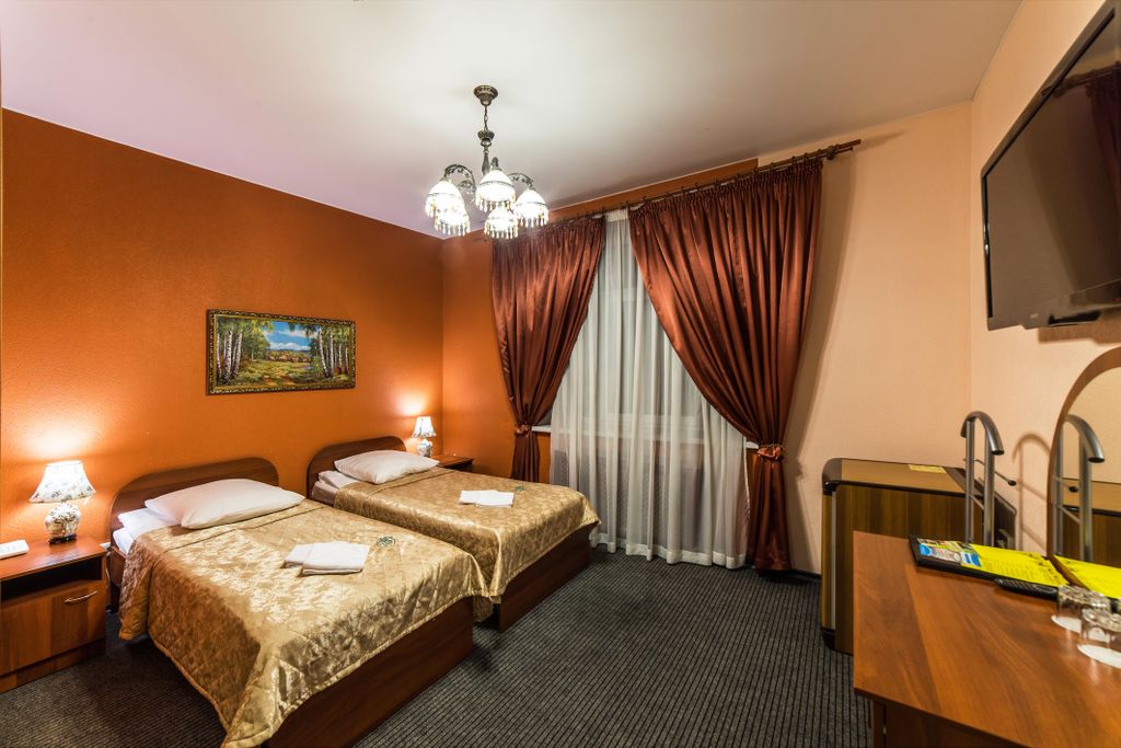 К-Визит — Двухместный номер с 1 кроватью полулюкс улучшенный в 1 и 2 корпусе