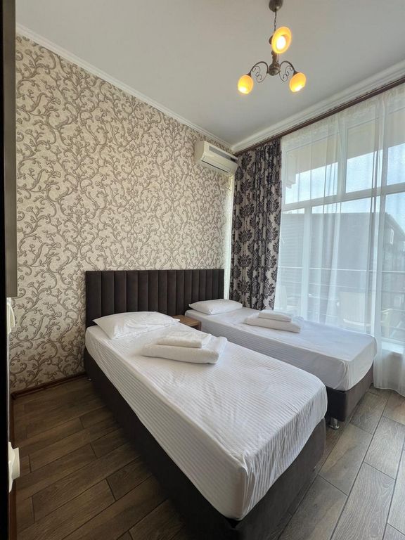 Эр Эм — Двухместный номер с 1 кроватью Двухместный комфорт с балконом