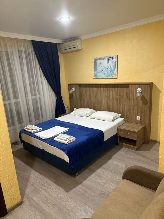 Друзья — Двухместный номер с 1 кроватью стандарт с балконом