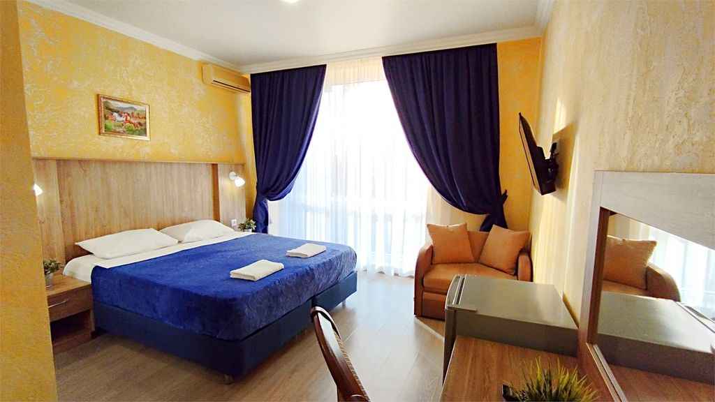 Друзья — Трёхместный номер стандарт