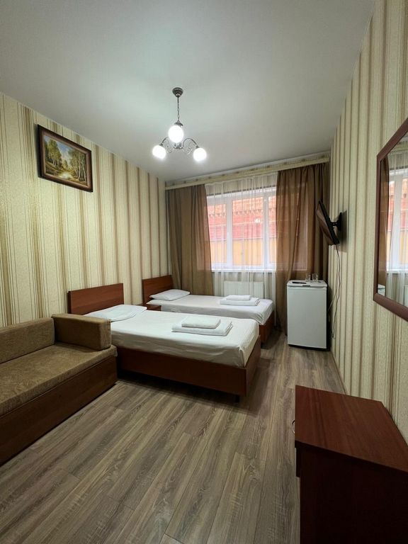 Эр Эм — Четырёхместный номер Двухкомнатный с доп местом