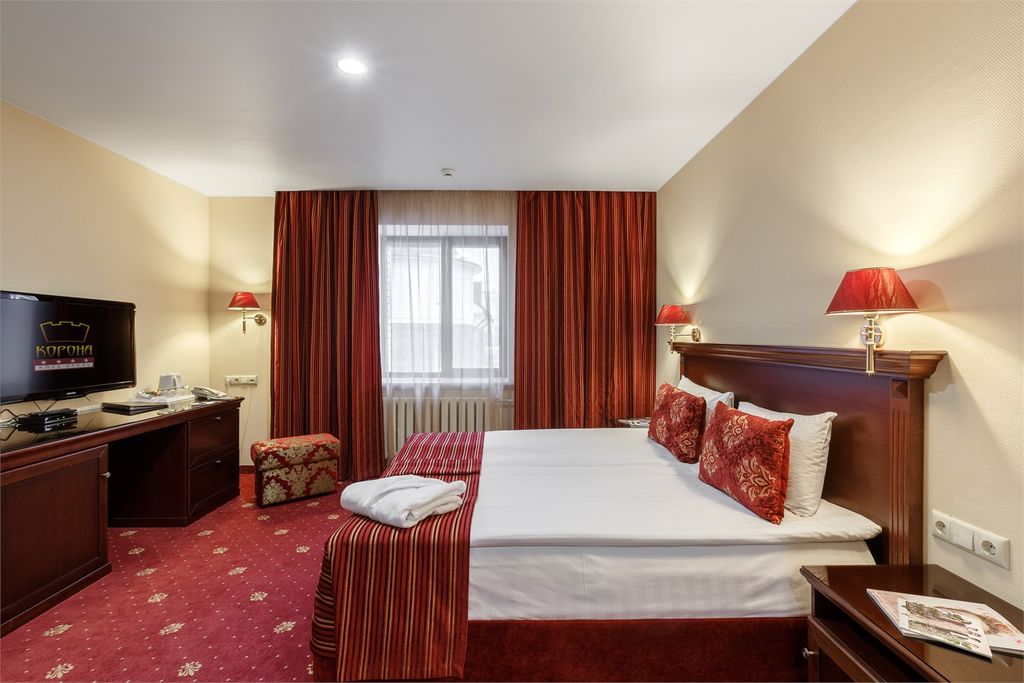Корона — Двухместный номер с 1 кроватью сьют