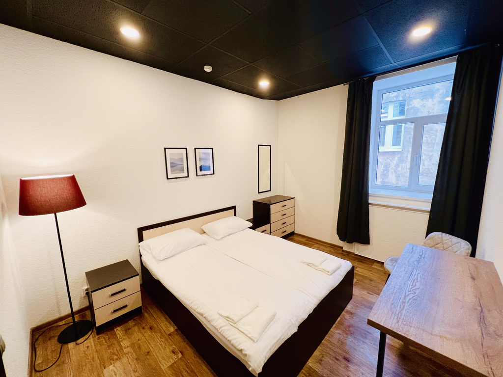 Proloft city hostel & rooms — Двухместный номер с 1 кроватью и общей ванной комнатой