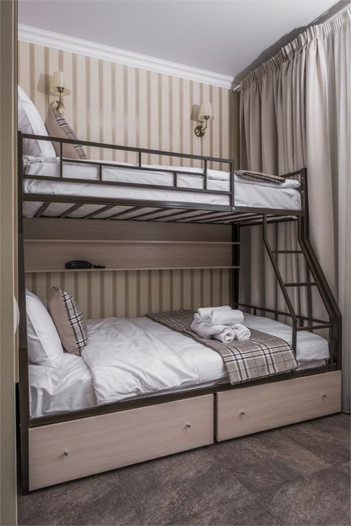 Дэтоль — Двухместный номер с 2 отдельными кроватями с двухъярусной кроватью