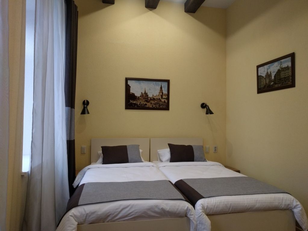 Моцарт — Двухместный номер с 2 отдельными кроватями стандарт