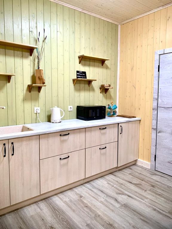 Азгард — Четырёхместный номер люкс с видом на горы