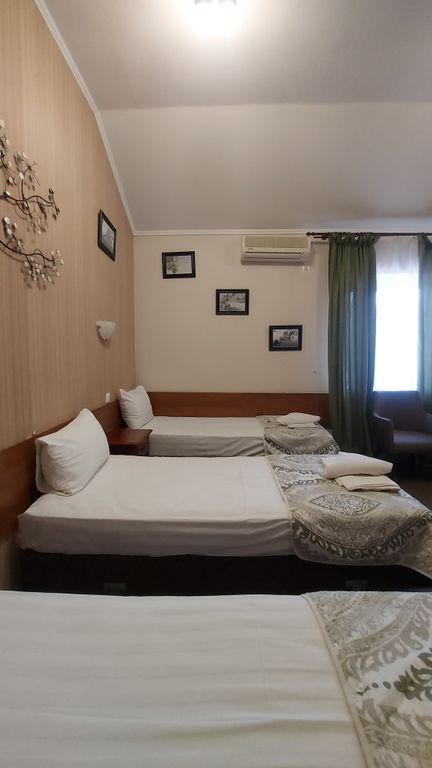 Континенталь — Семейный номер полулюкс