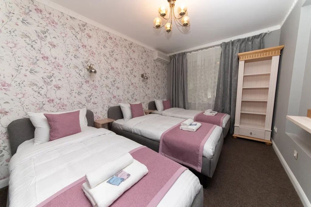 Плюшкин — Трёхместный номер стандарт