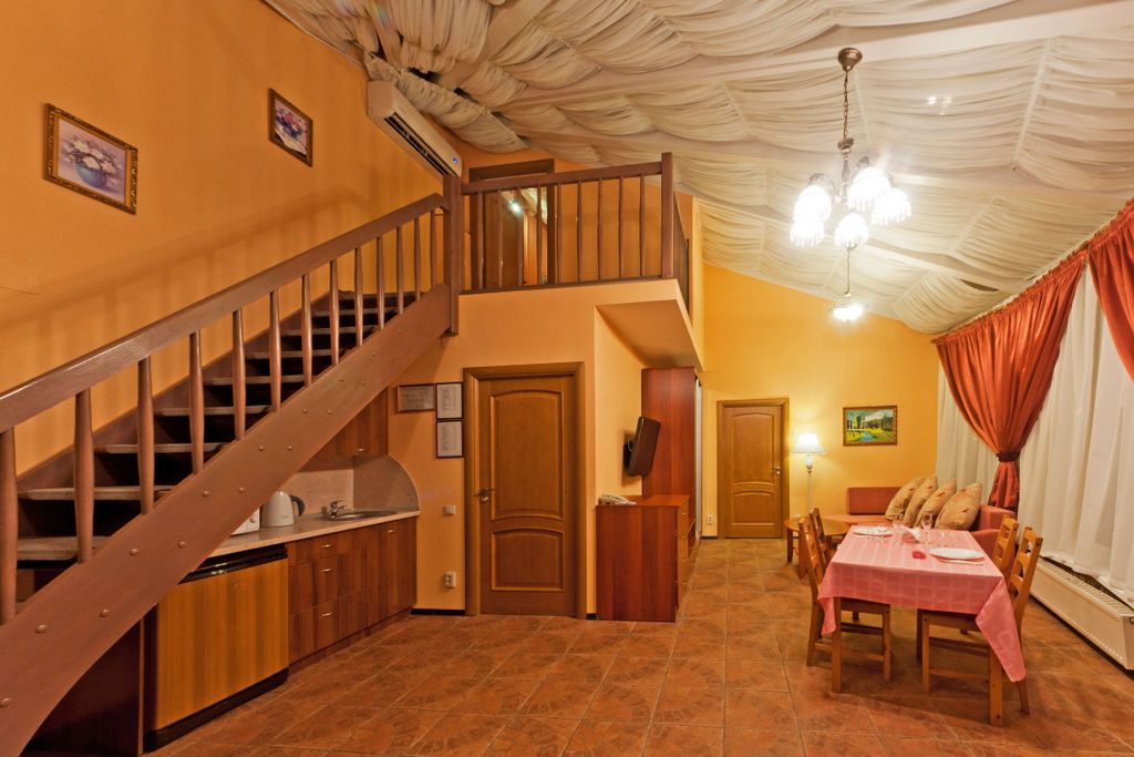 К-Визит — Семейный номер двухуровневый люкс Звёздный (2 корпус)